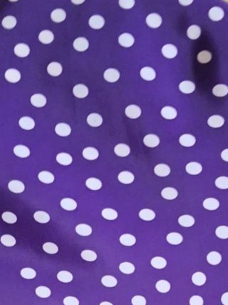 Traje de flamenca morado y complementos