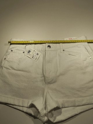 Pantalón corto vaquero blanco