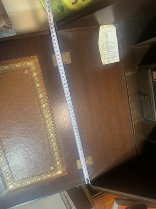 Escritorio cajonera retro de madera
