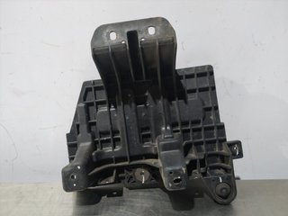 SOPORTE BATERIA HYUNDAI IX35 (EL/LM) D4FD 371502S