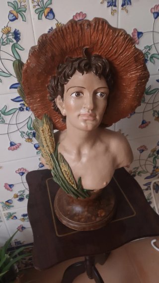 Figura decorativa busto hombre espigas