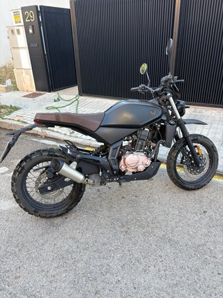 Wottan Reebe 125cc Negra