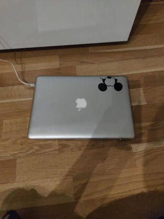 MacBook Pro Apple Plata