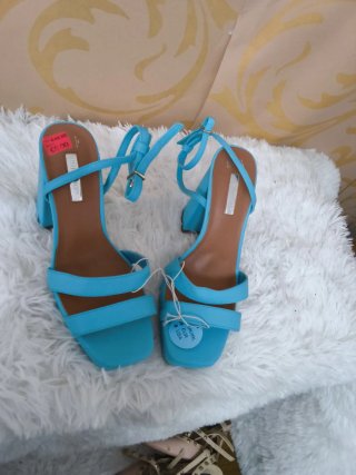 Sandalias de tacón azul