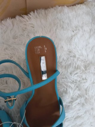 Sandalias de tacón azul