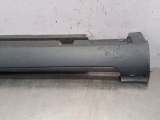 FALDON LATERAL VOLKSWAGEN PASSAT BERLINA (362) CF
