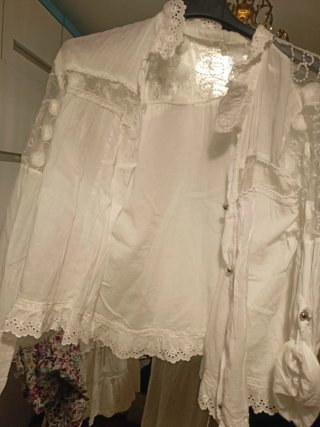 Falda y blusa estilo indiano blanco