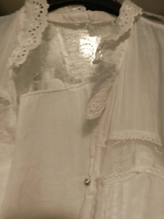 Falda y blusa estilo indiano blanco