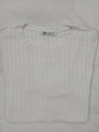 Camisetas de Zara y Massimo Dutti