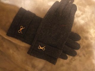 Guantes elásticos grises sin estrenar