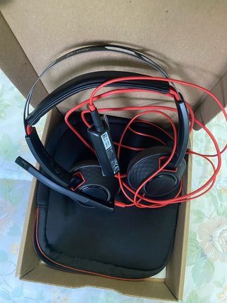 Auriculares Poly Blackwire 5220/C5520