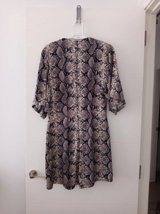 Vestido estampado serpiente