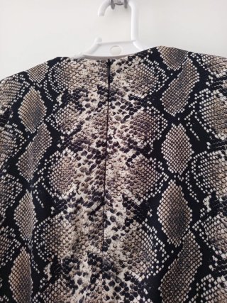 Vestido estampado serpiente