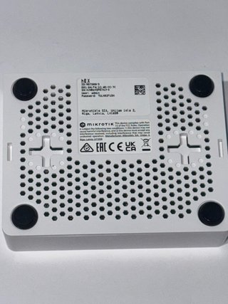 Enrutador Mikrotik HEX 5 Puertos Blanco