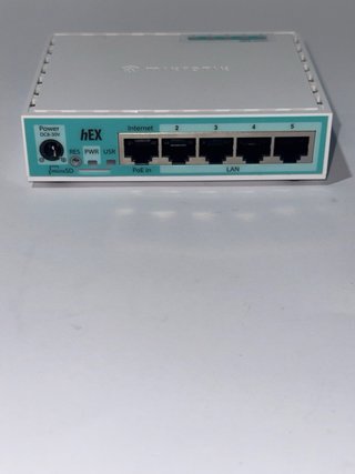 Enrutador Mikrotik HEX 5 Puertos Blanco