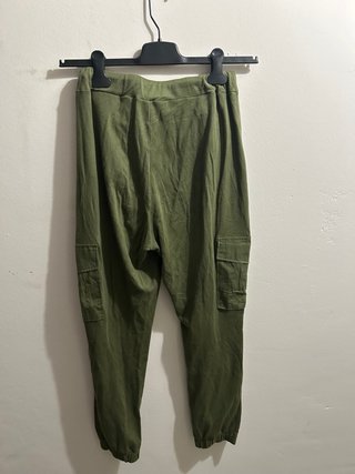 Pantalón jogger verde talla M