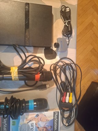 Pack Ps2 Slim juego en familia.