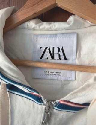 Giacca Zara con cappuccio a righe