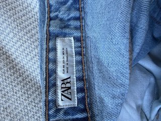 Pantalones vaqueros Zara baggy talla 40