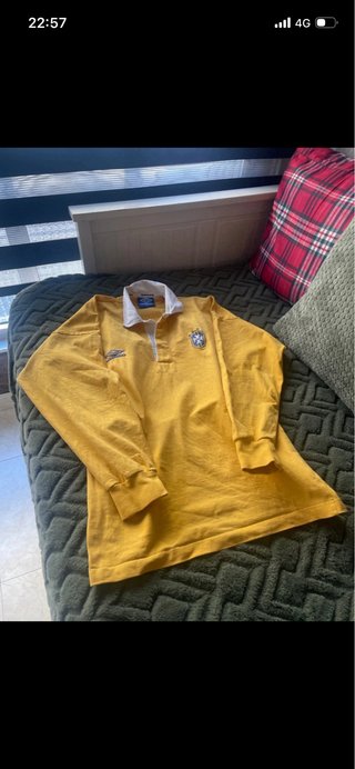 Camiseta Umbro Amarilla Manga Larga