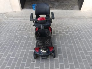 Moto eléctrica tipo scooter