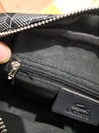 Bolsa Lacoste Preta e Multicolor