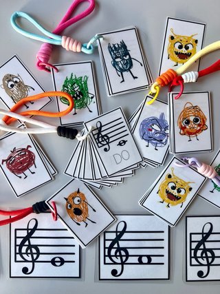 Llaveros musicales monstruosos