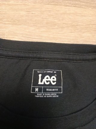 Camiseta Negra Lee Talla M