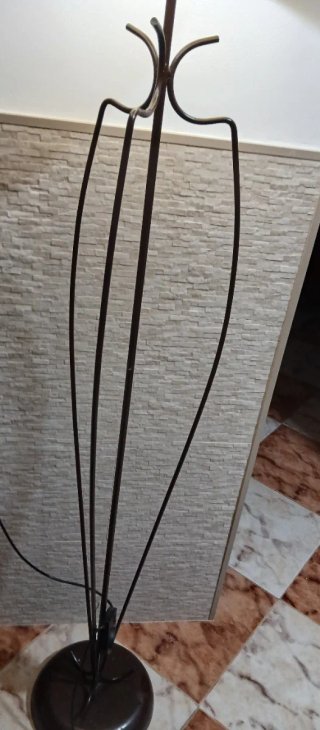 Lámpara de forja artesanal