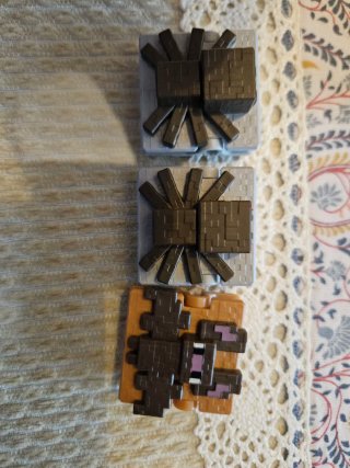 Figuras Minecraft Kinder Joy