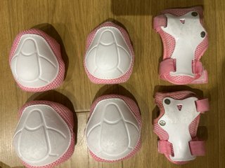 Patines en linea Minnie 27-30 incluye rodilleras
