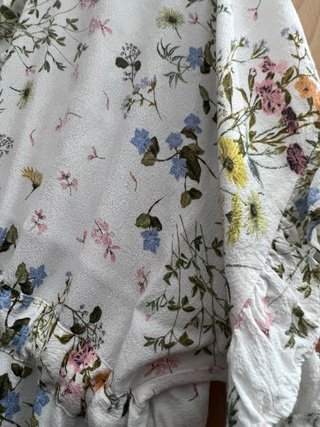 Blusa Zara Estampada Flores Cintura Ajustable