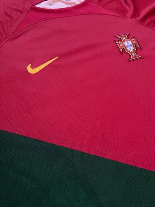 Camiseta Portugal Nike Vintage Roja Verde Retro