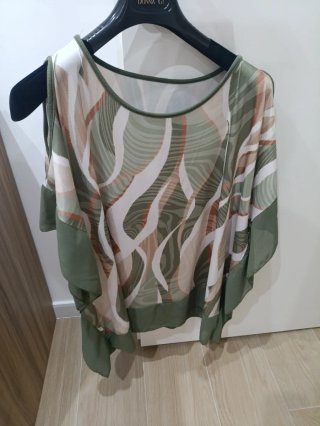 Casacca con spalle scoperte
