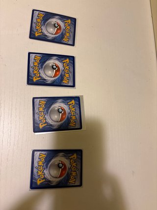 Lotto 10 carte Pokemon rare miste