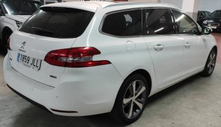 Peugeot 308 2016