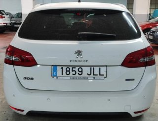 Peugeot 308 2016