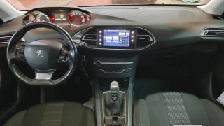 Peugeot 308 2016