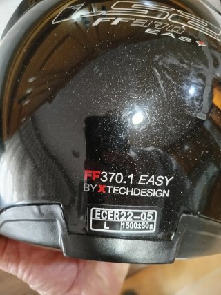 Casco de moto negro LS2