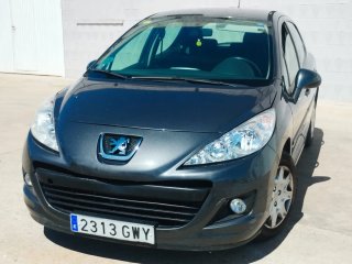 Peugeot 207 1.4i 2010