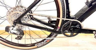 Bicicleta Eléctrica Gravel 3T carbono solo 500km