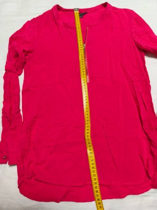 Camisa fucsia con cremallera