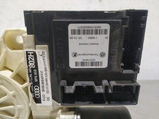 MOTOR ELEVALUNAS DELANTERO DERECHO AUDI A3 SPORTB
