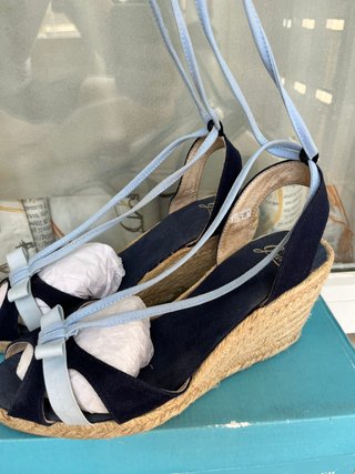 Zapatos de cuña de mujer veraniegos
