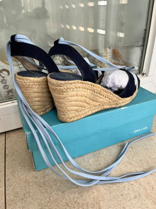 Zapatos de cuña de mujer veraniegos
