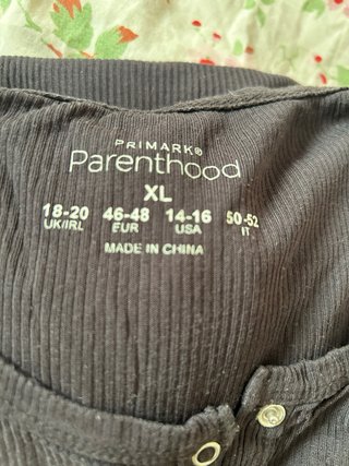 Lote Ropa Premamá: Vestido,/Falda/Camisón/Pantalón