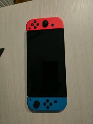 Nintendo Switch OLED - Ottime Condizioni