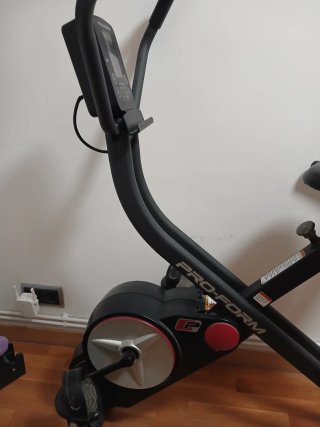 Bicicleta Estática Negra