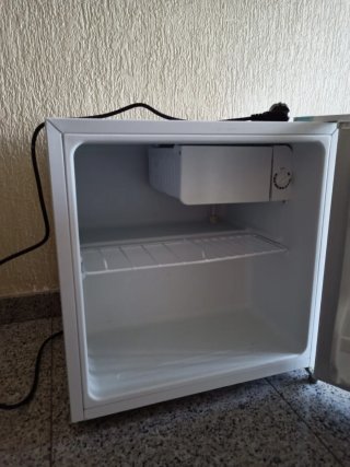 Mini frigorifero minibar bianco