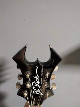 Bc Rich Warlock NJ Neck-Thru + Estuche